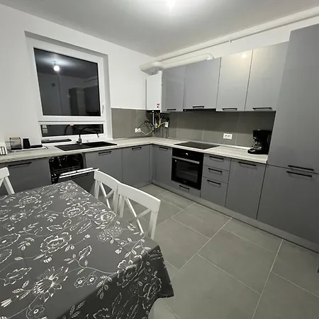 Апартаменты Grandis 16